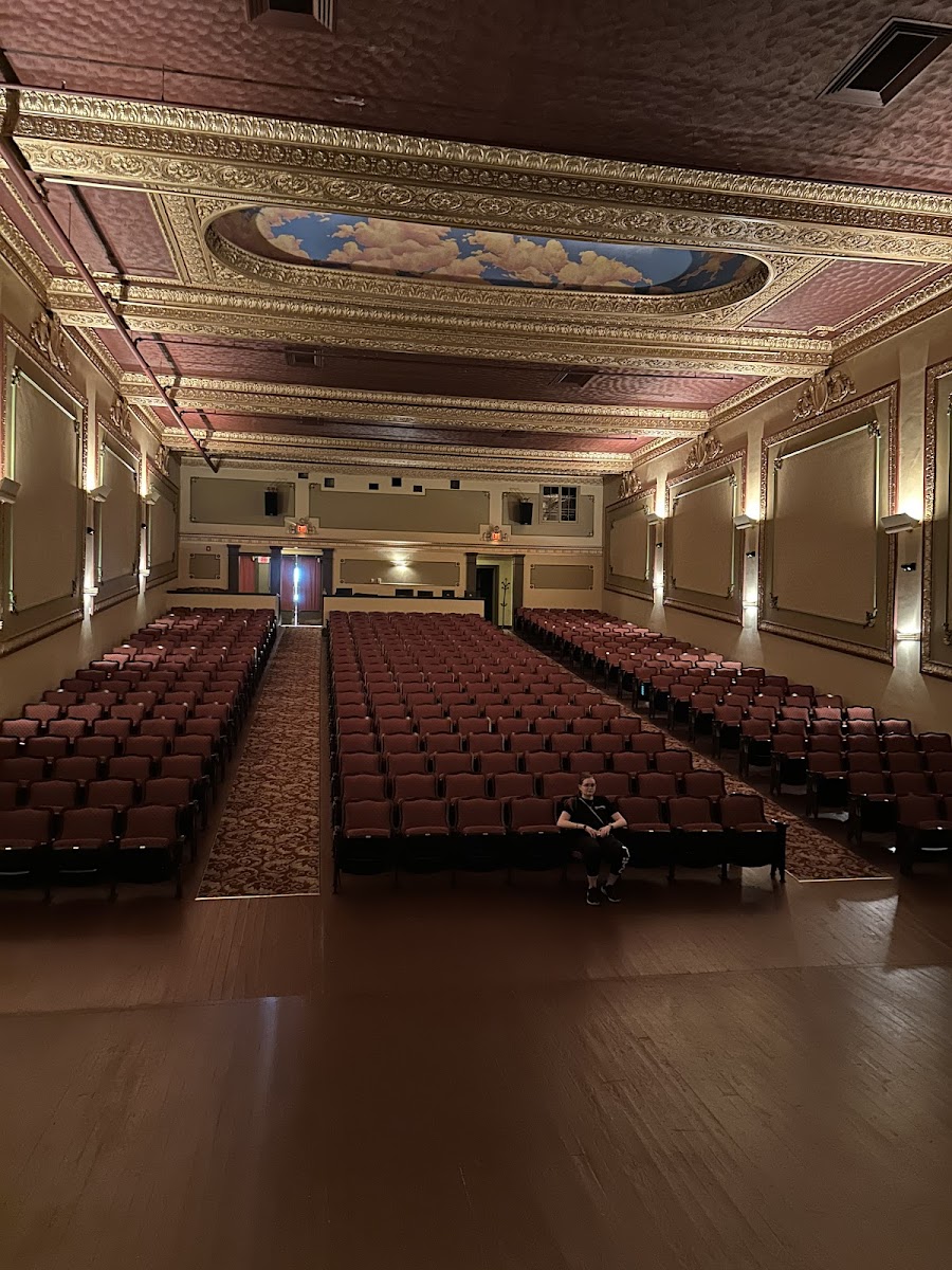 The Riviera Theatre